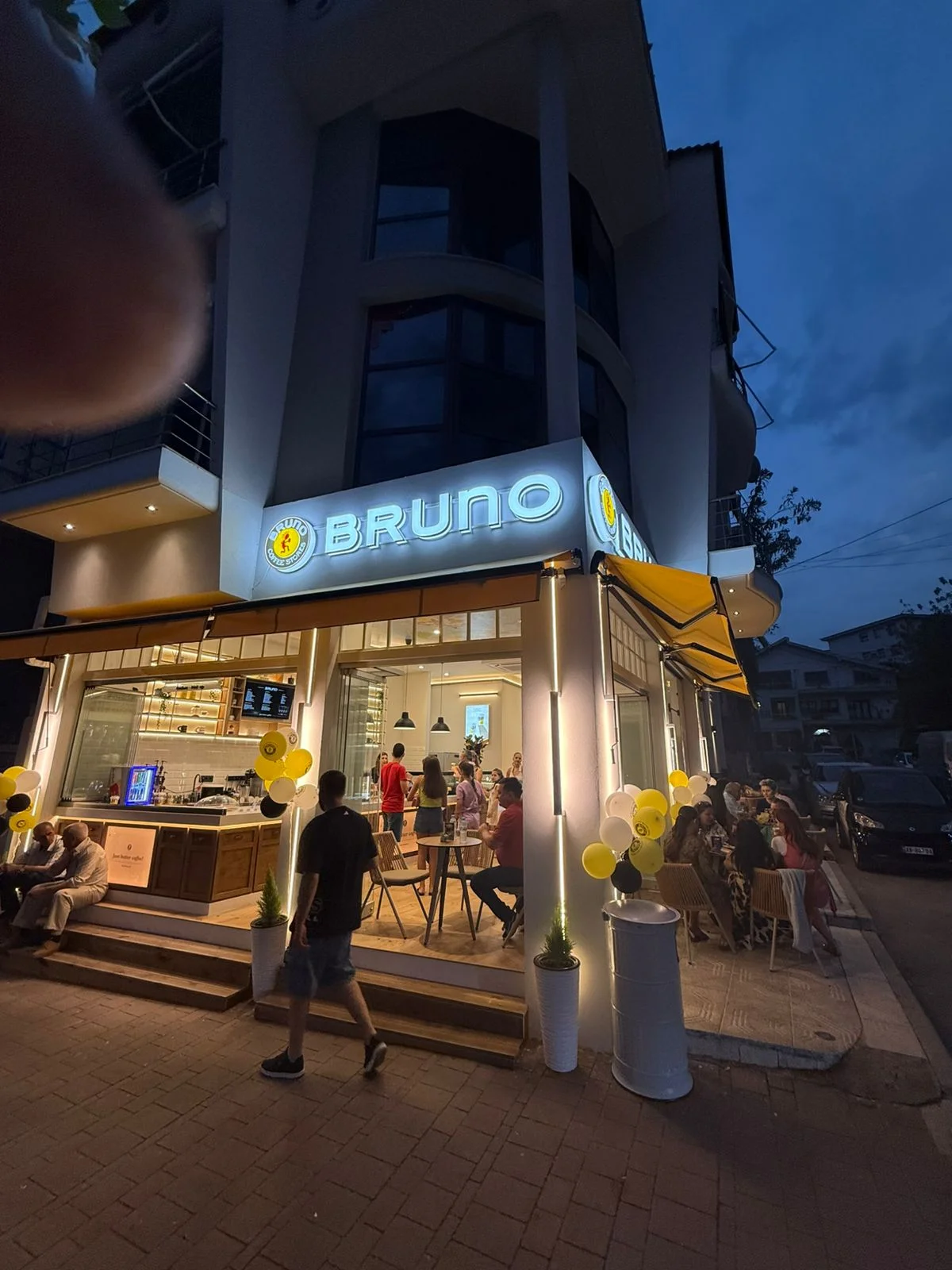 Bruno Coffee Store